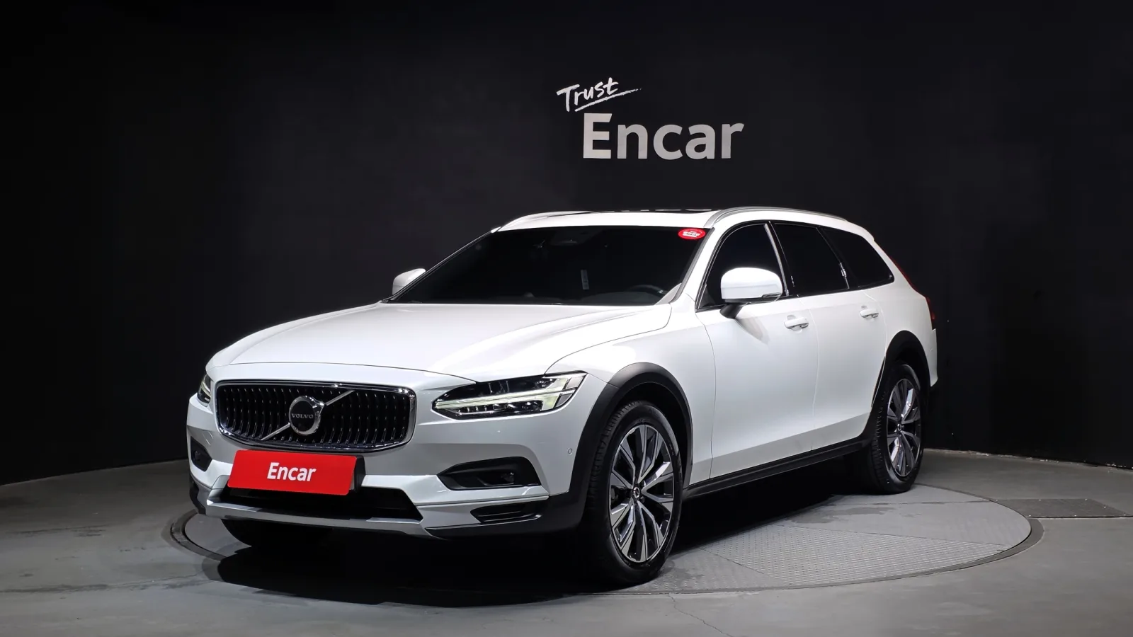 2023 Volvo V90