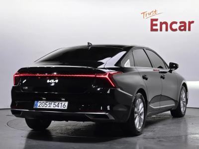2023 Kia K8