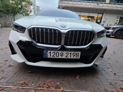 2024 BMW 5-Series