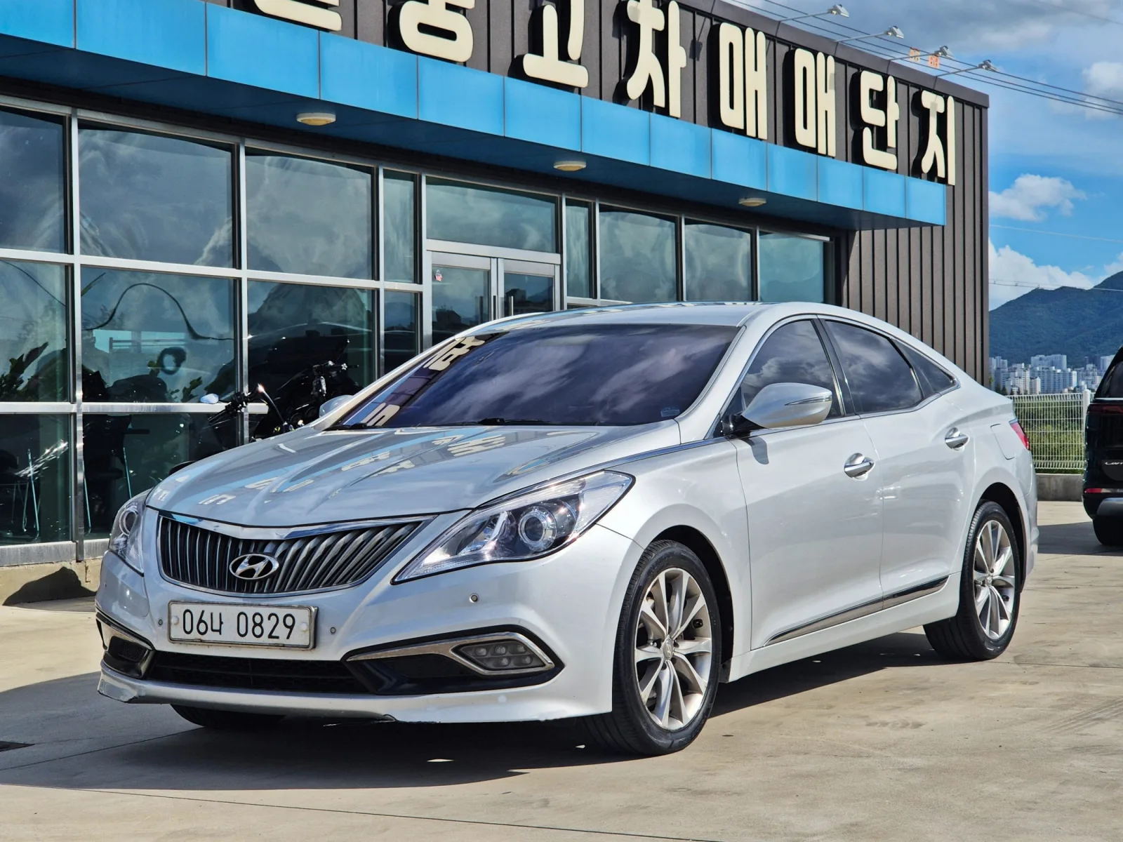 2016 Hyundai Grandeur
