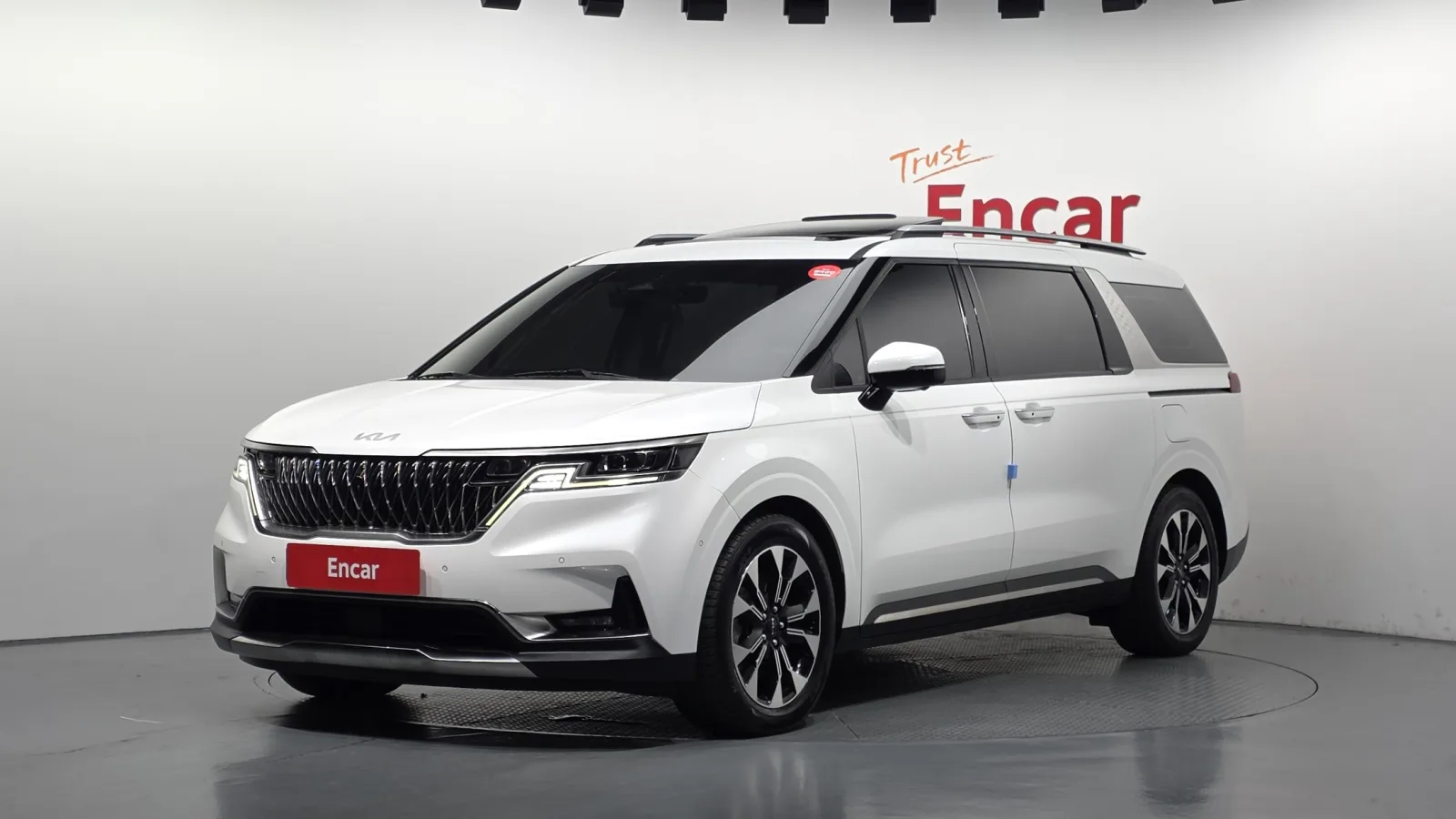 2023 Kia Carnival