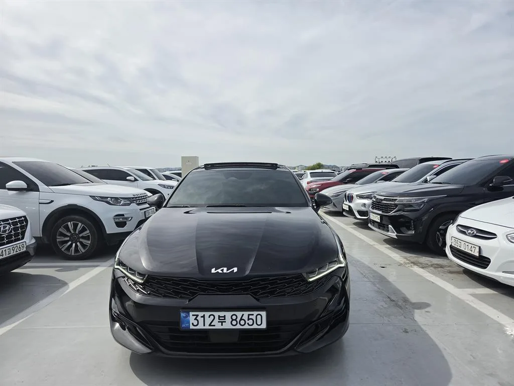 2022 Kia K5