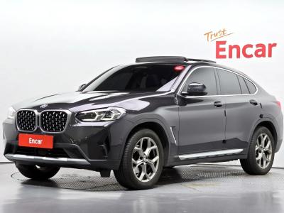 2022 BMW X4