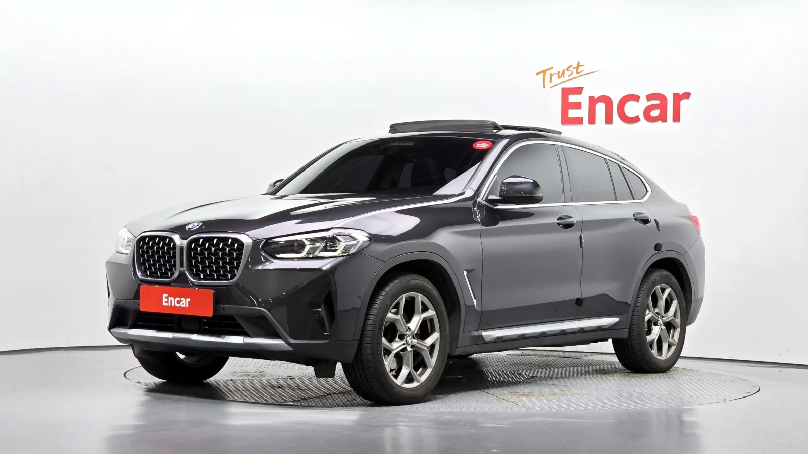 2022 BMW X4