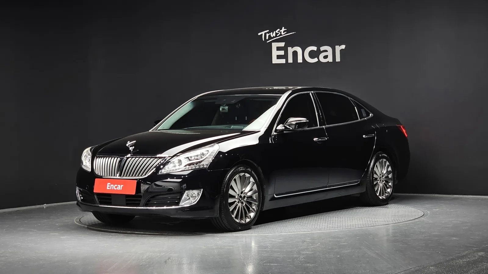 2013 Hyundai Equus