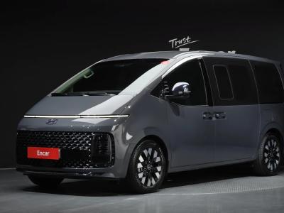 2025 Hyundai Staria