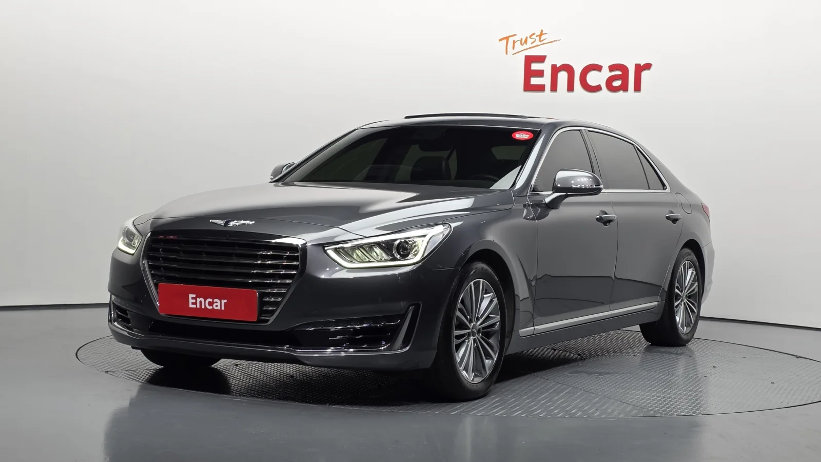 2016 Genesis EQ900
