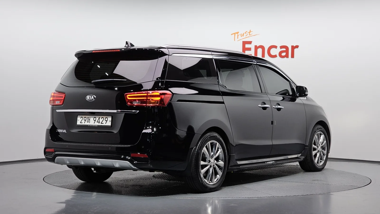 2019 Kia Carnival