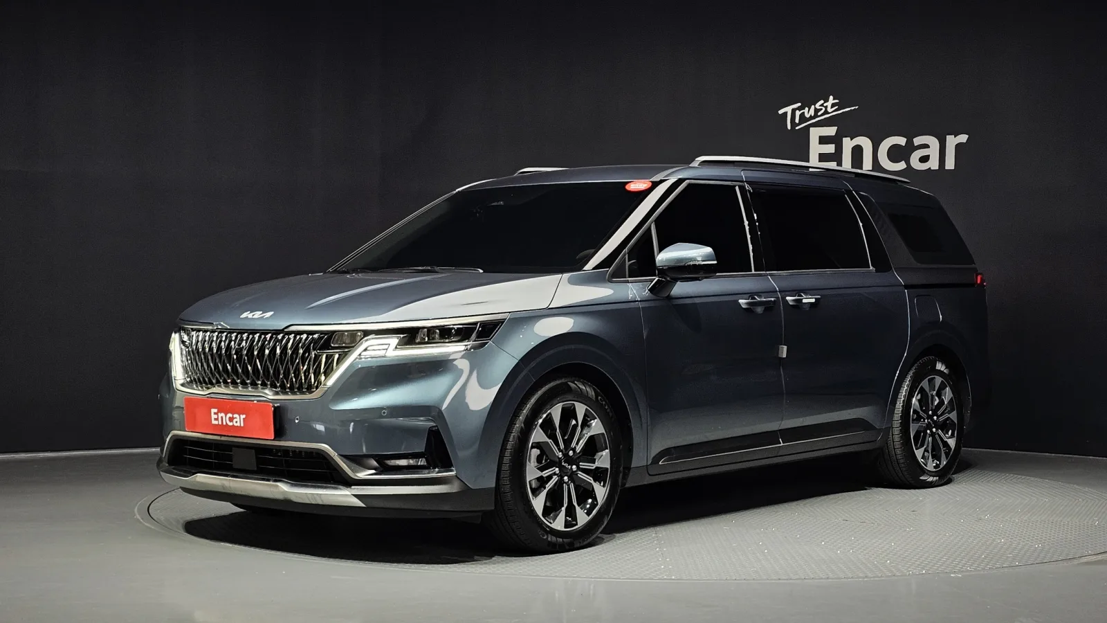 2023 Kia Carnival