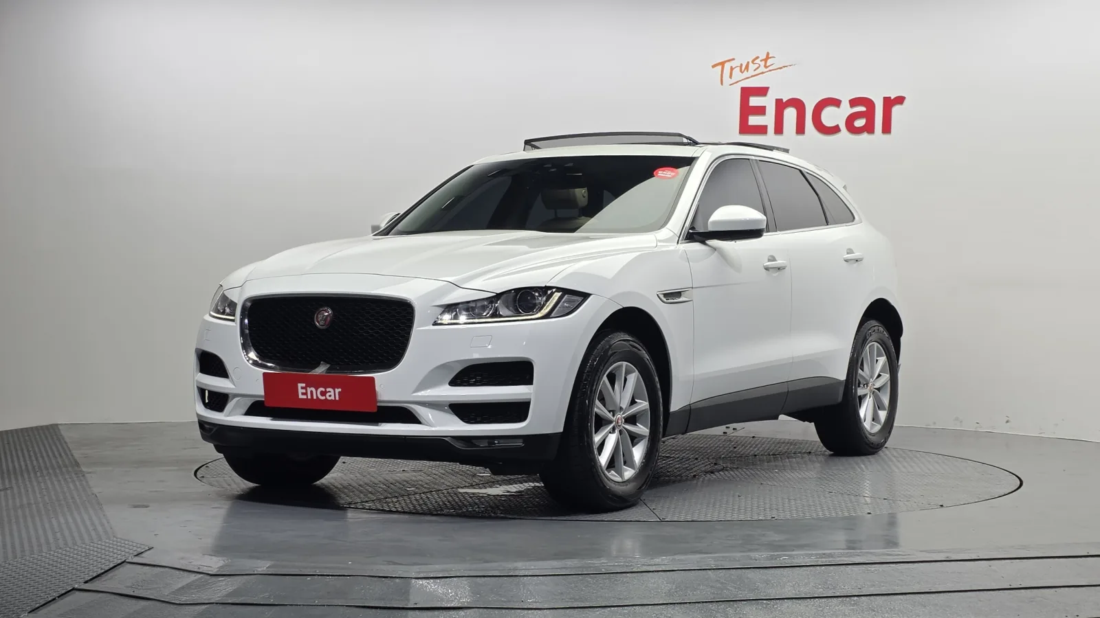 2018 Jaguar F-PACE