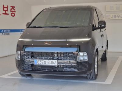 2023 Hyundai Staria