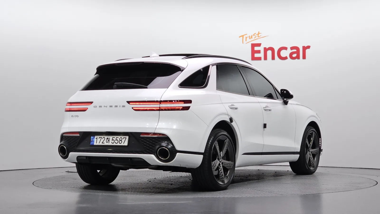 2023 Genesis GV70