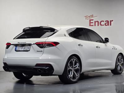 2023 Maserati Levante