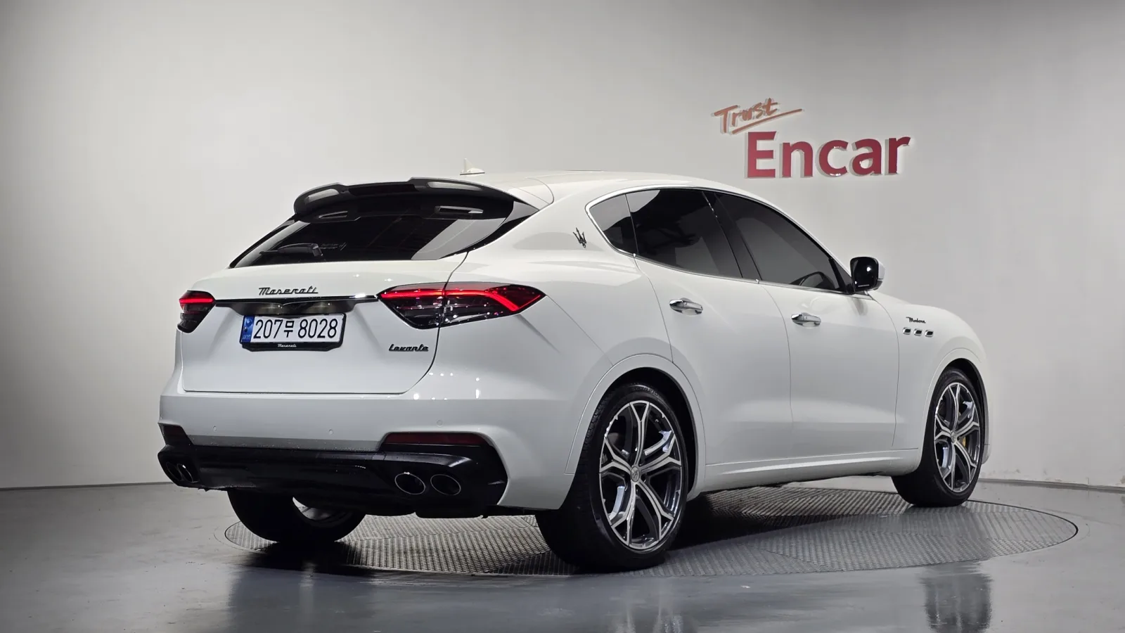 2023 Maserati Levante