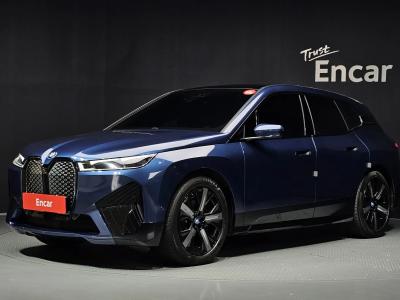 2023 BMW iX