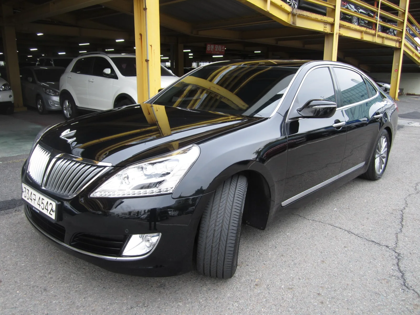 2015 Hyundai Equus