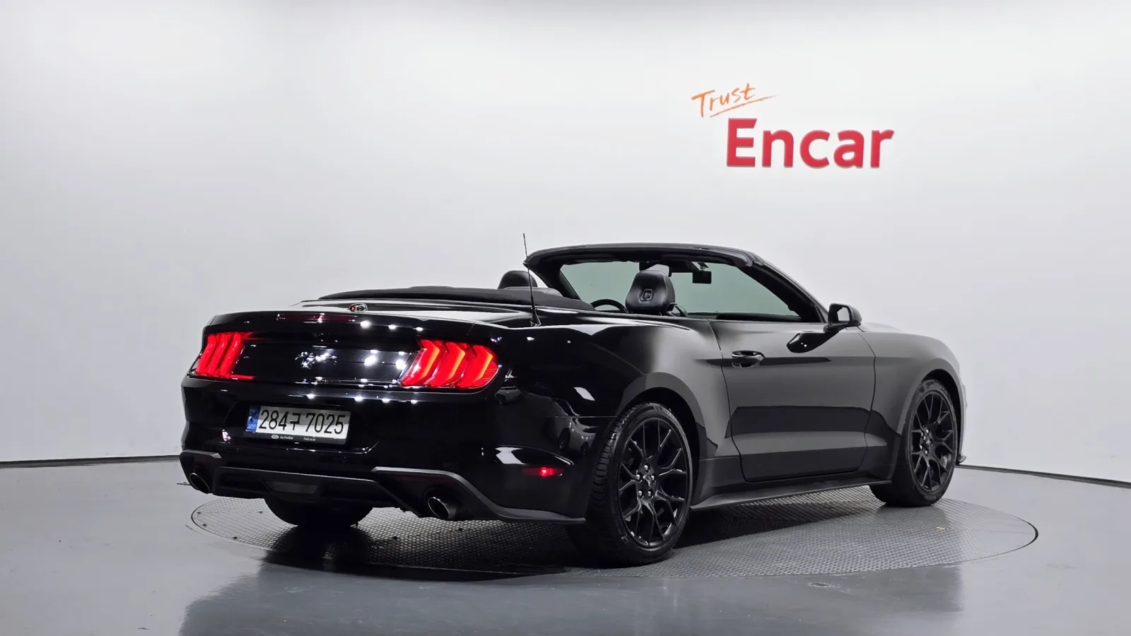 2022 Ford Mustang