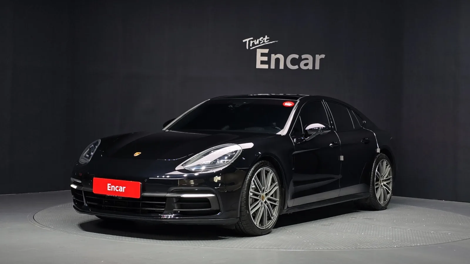 Porsche Panamera 2019