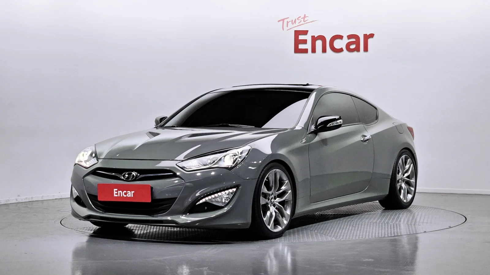 2013 Hyundai Genesis