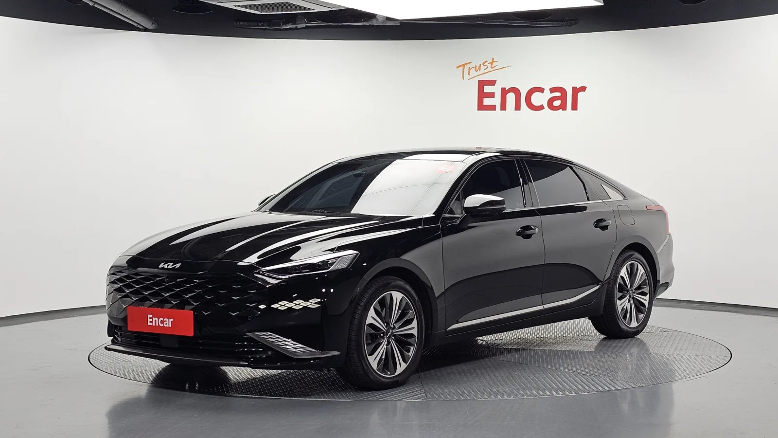 2022 Kia K8