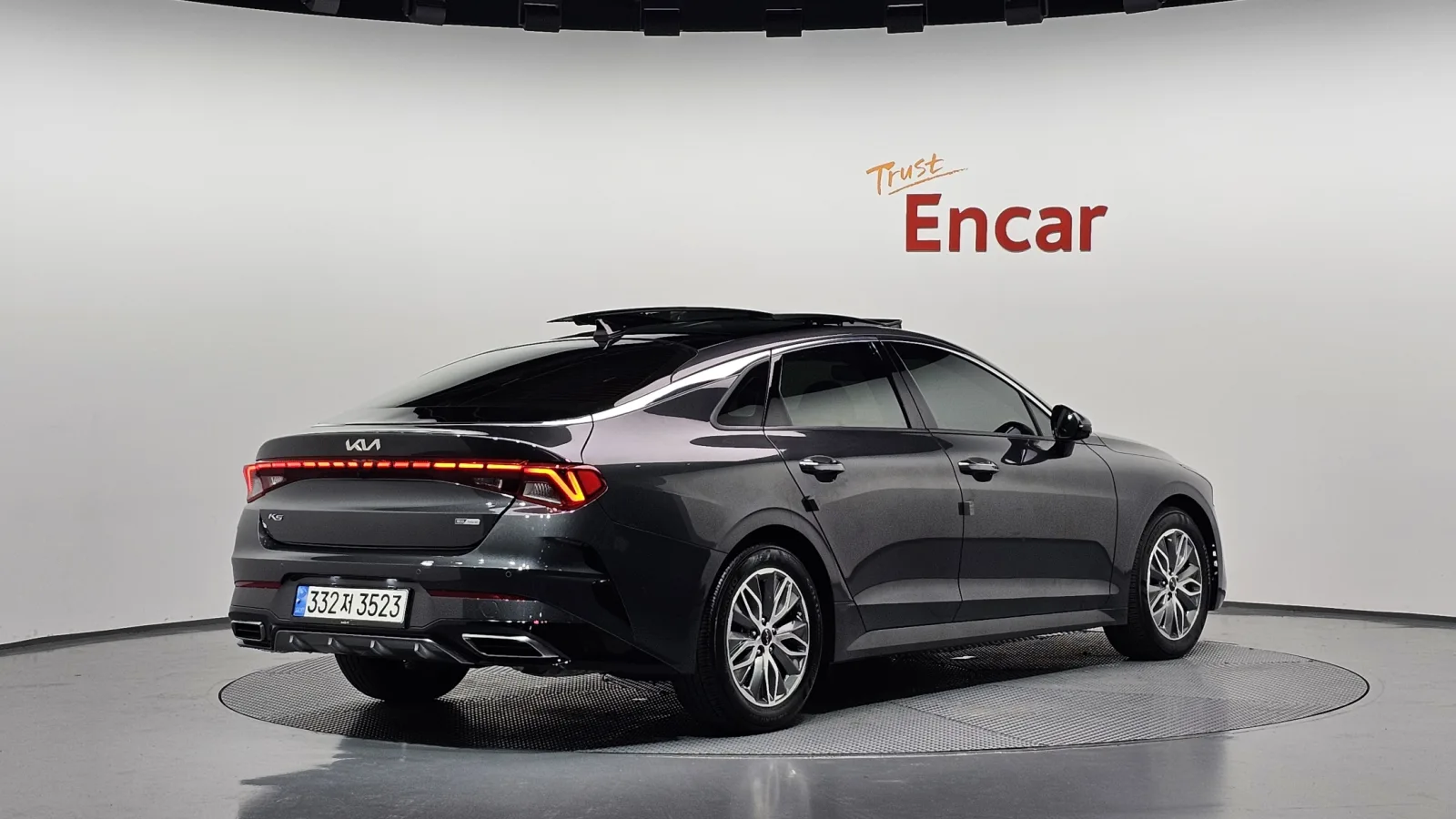 2022 Kia K5