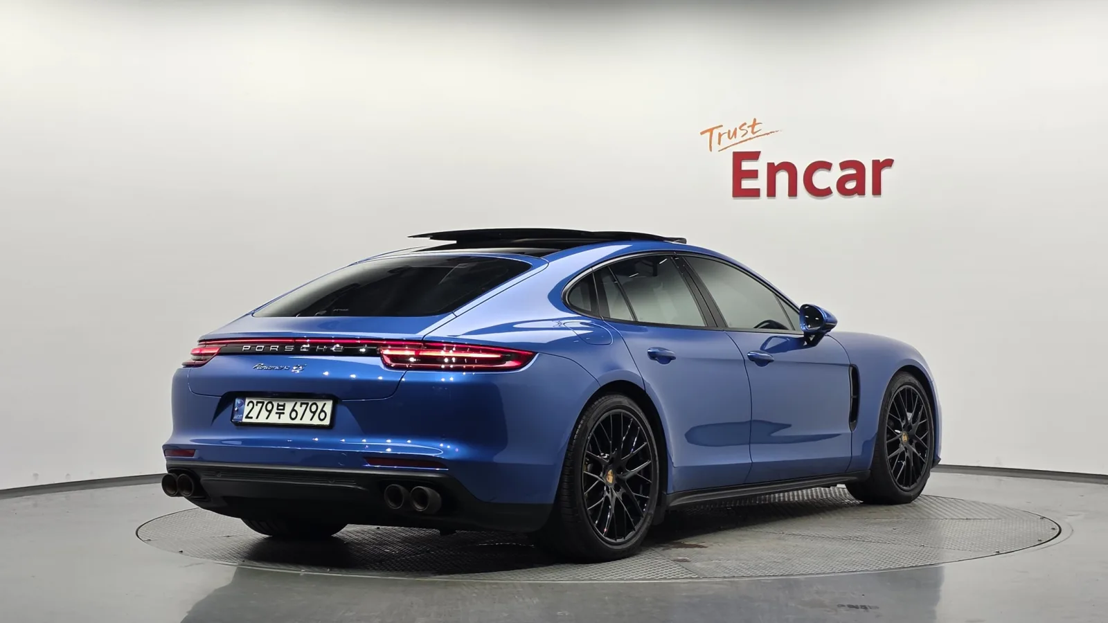 2018 Porsche Panamera