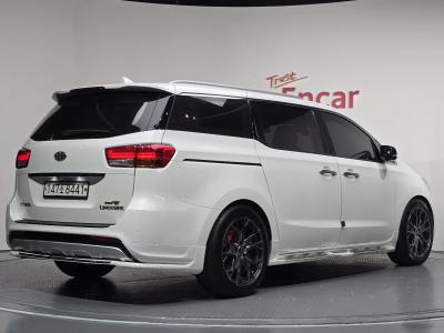 2018 Kia Carnival