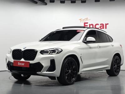 2025 BMW X4
