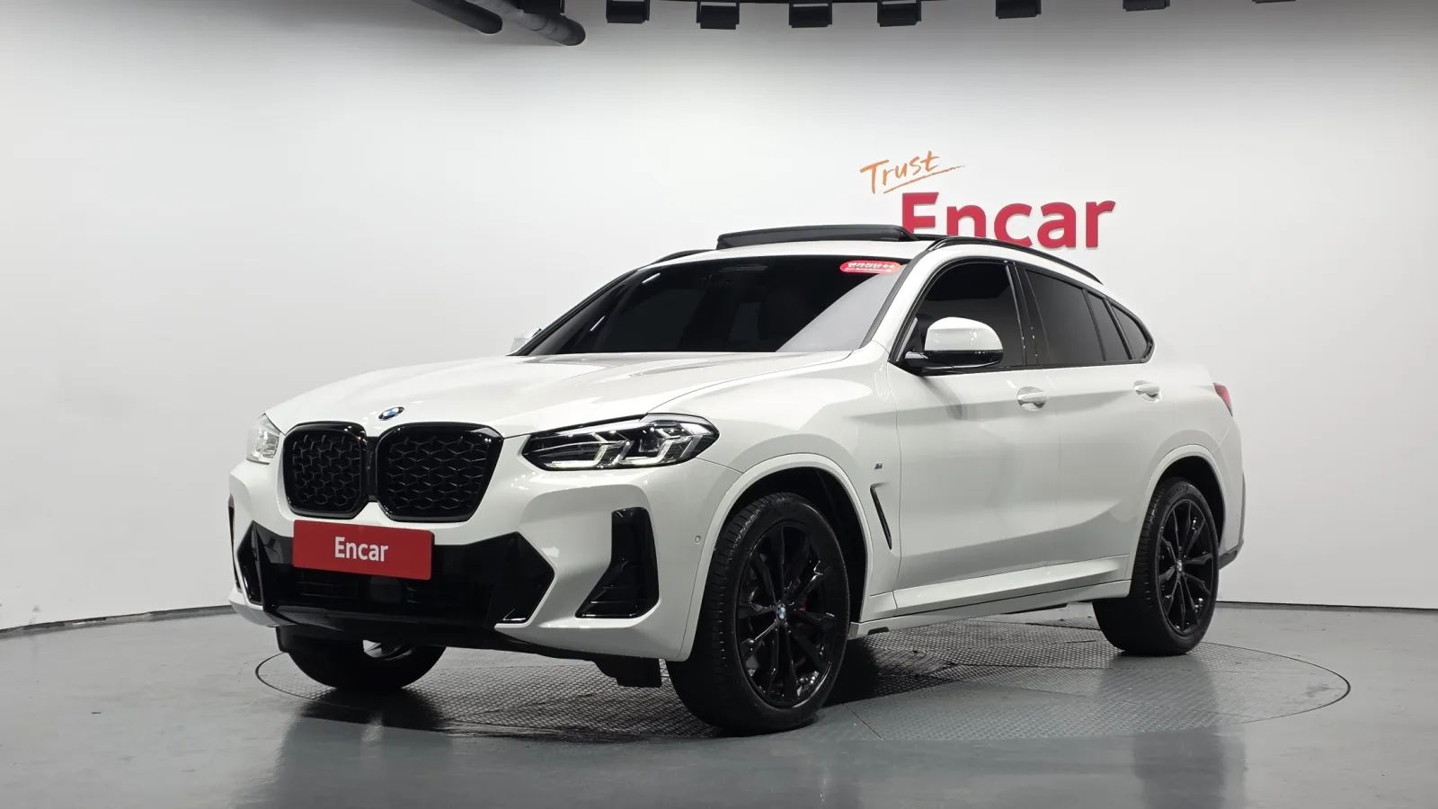 2025 BMW X4