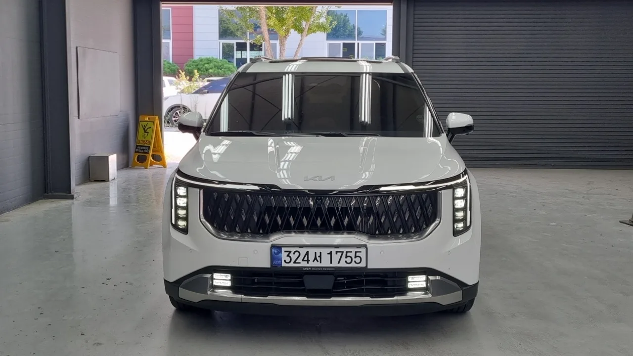 2025 Kia Carnival