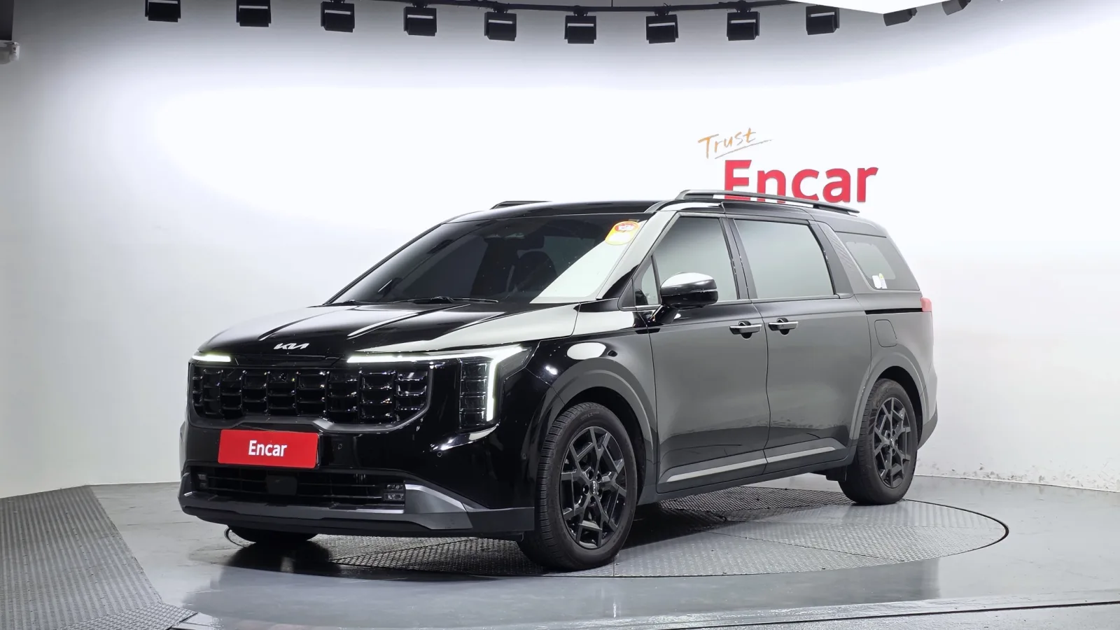 2025 Kia Carnival