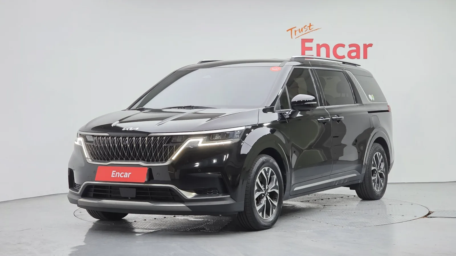 2023 Kia Carnival