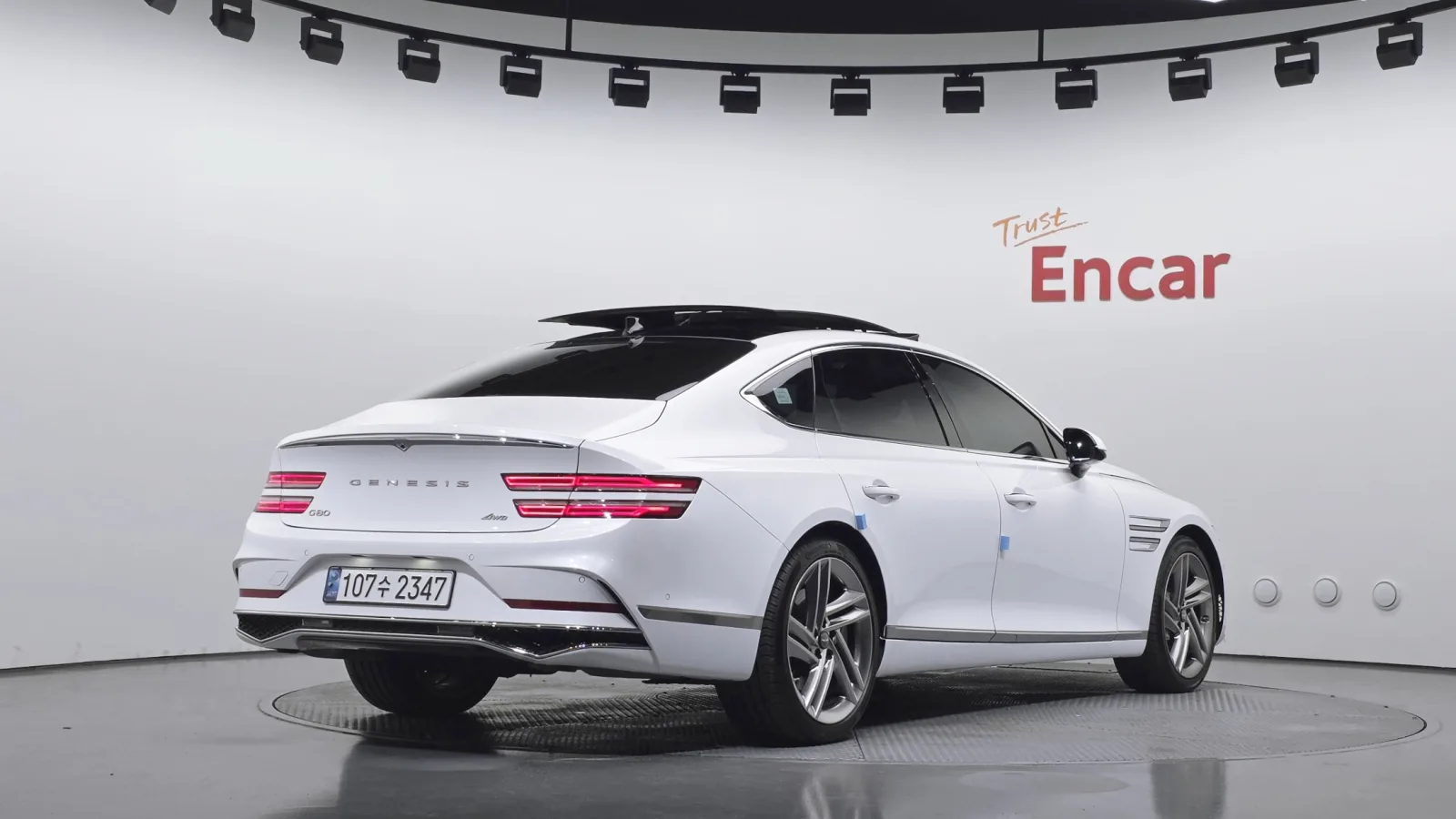 2025 Genesis G80