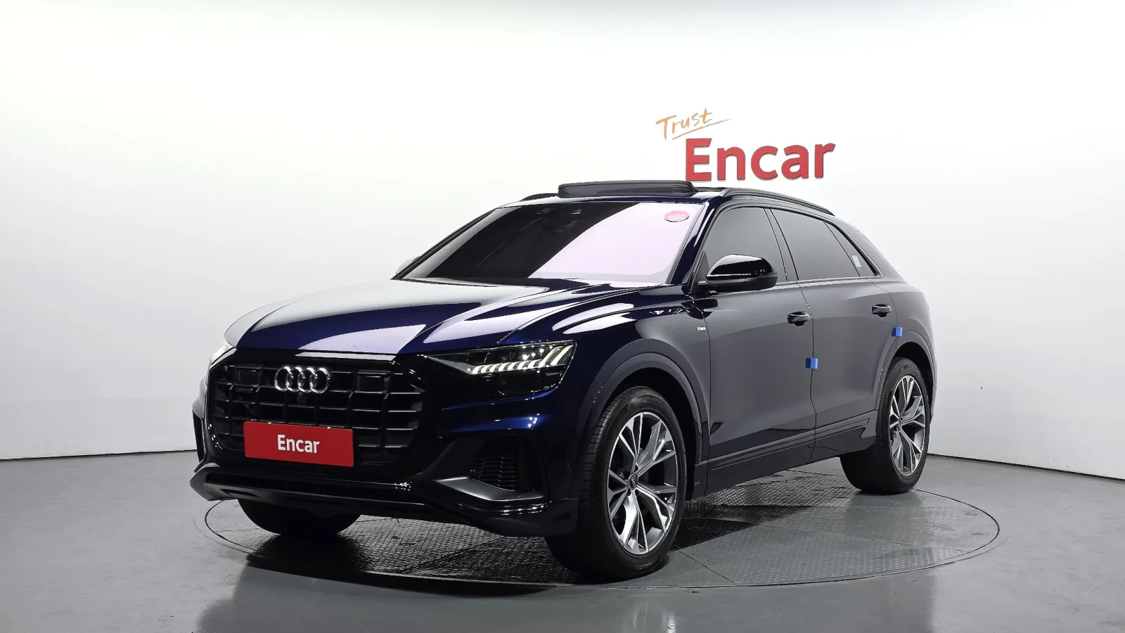 2022 Audi Q8