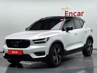 2021 Volvo XC40