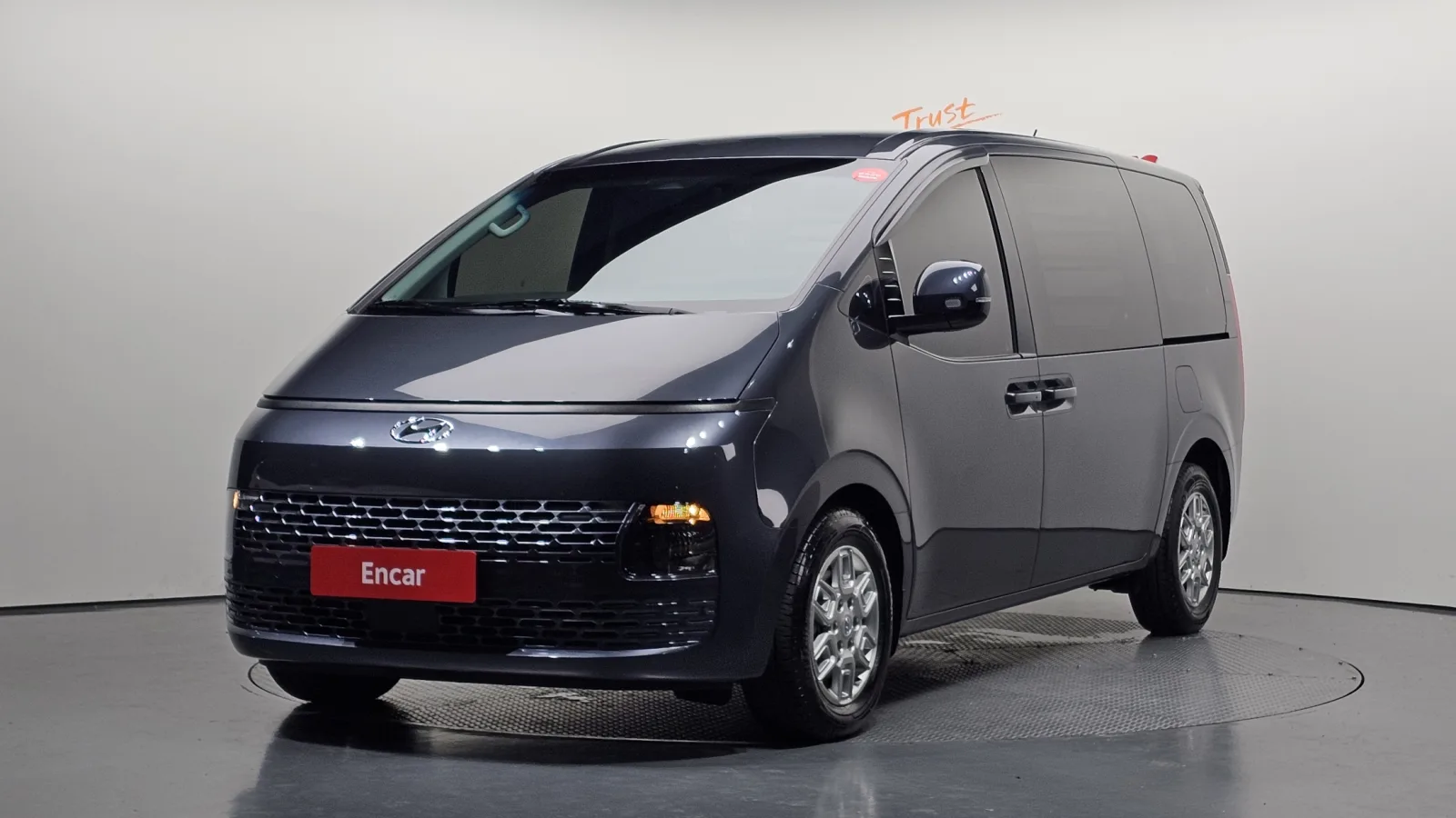 2024 Hyundai Staria