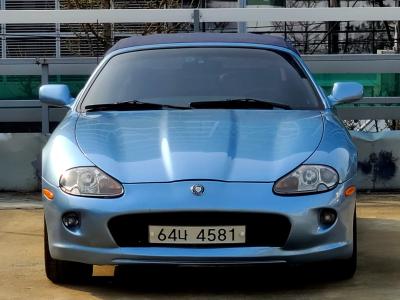 1999 Jaguar XK8