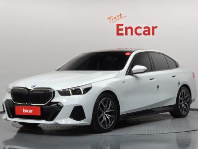 2025 BMW 5-Series