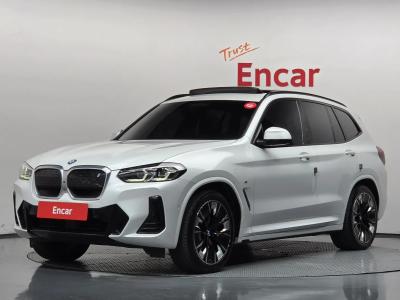 2022 BMW iX3