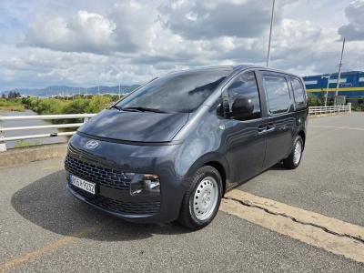 2024 Hyundai Staria