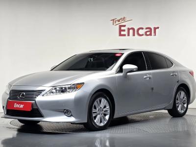 2014 Lexus ES