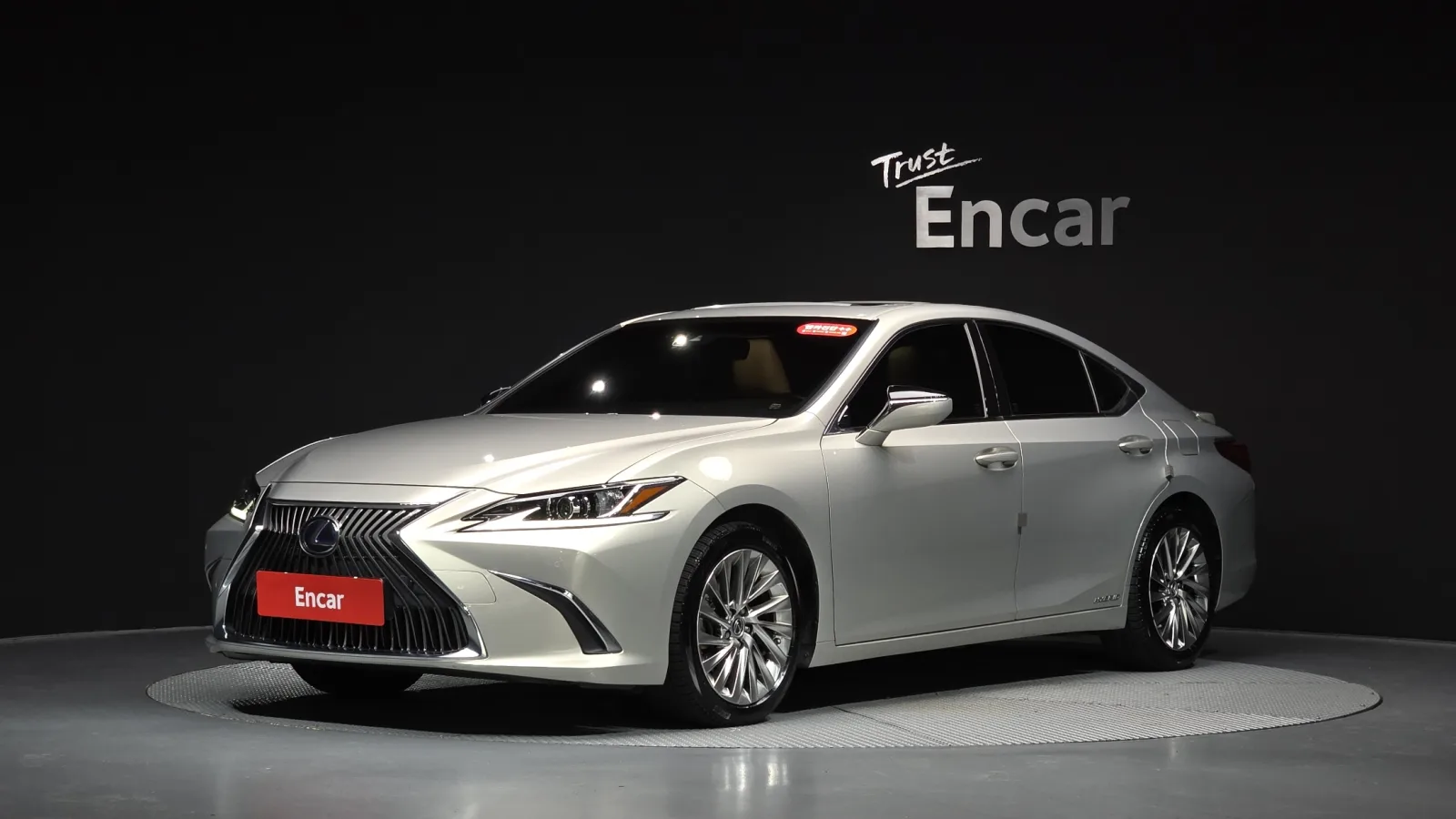2020 Lexus ES