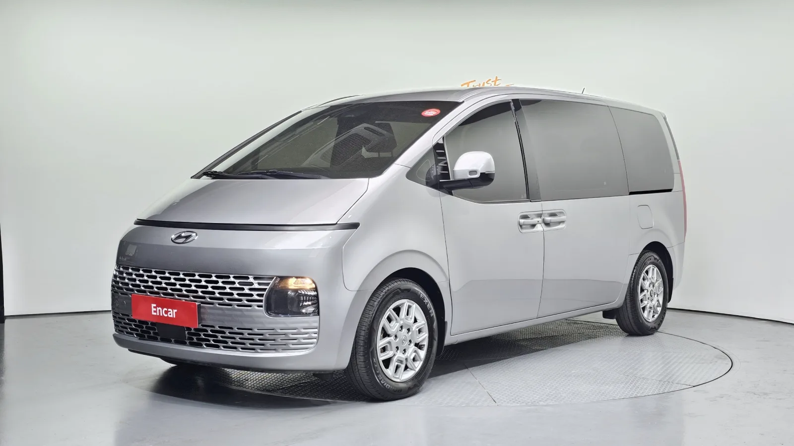 2023 Hyundai Staria