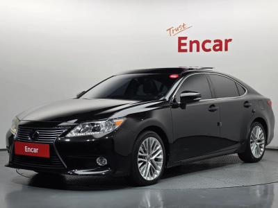 2015 Lexus ES