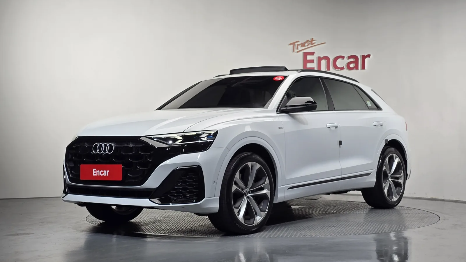 2026 Audi Q8