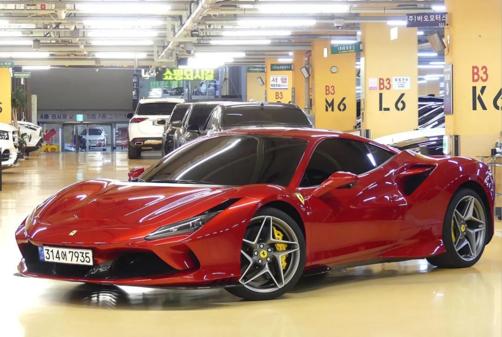 2021 Ferrari F8
