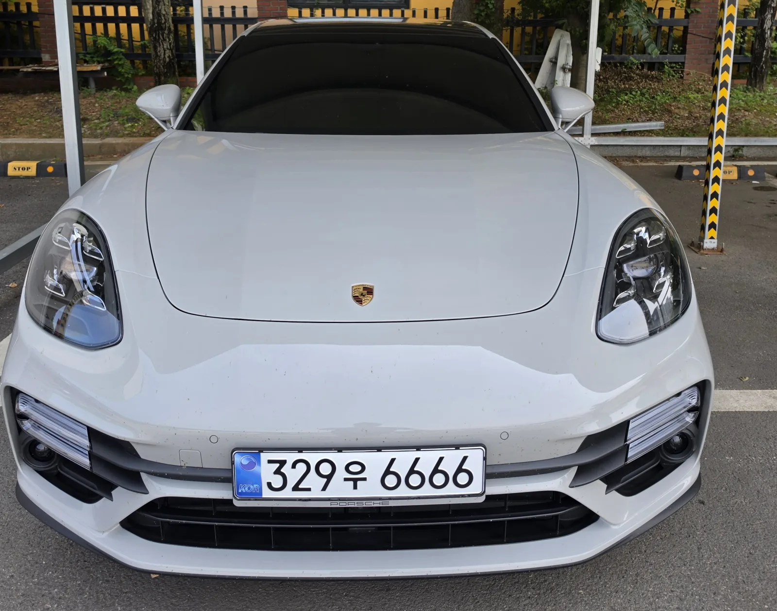2023 Porsche Panamera