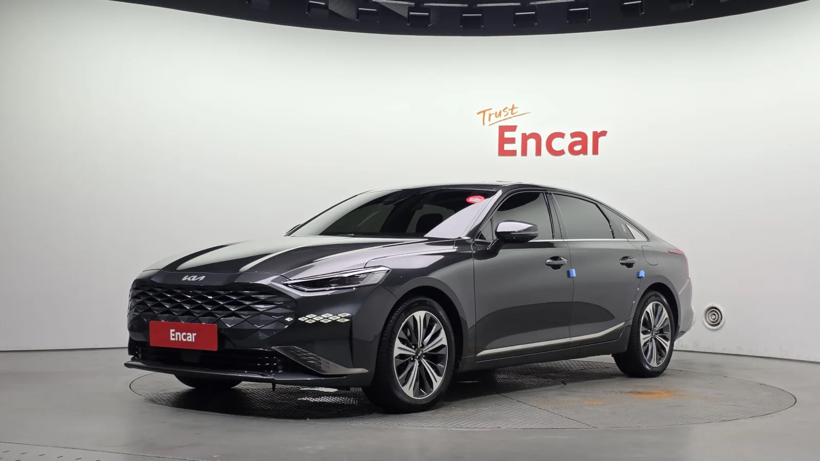 2023 Kia K8