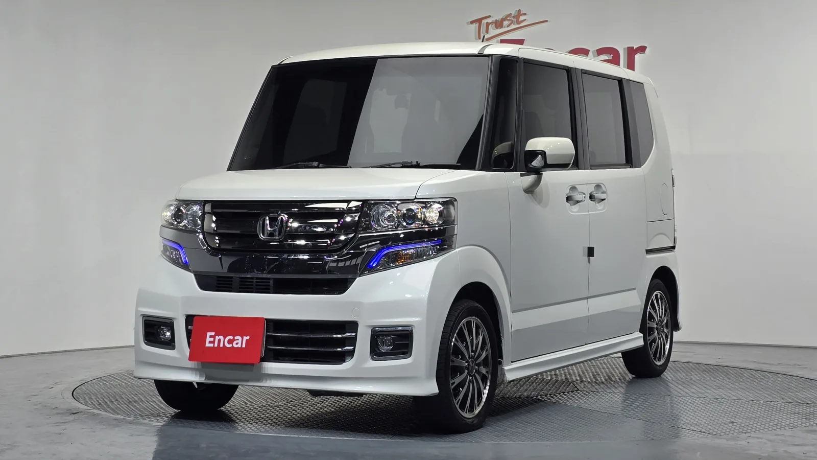 2016 Honda N-BOX