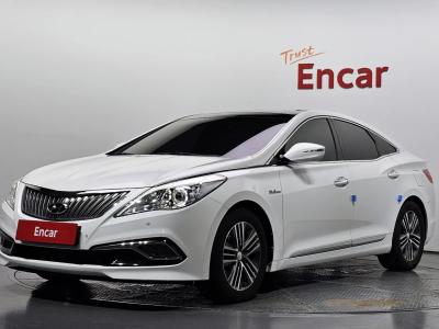 2016 Hyundai Grandeur